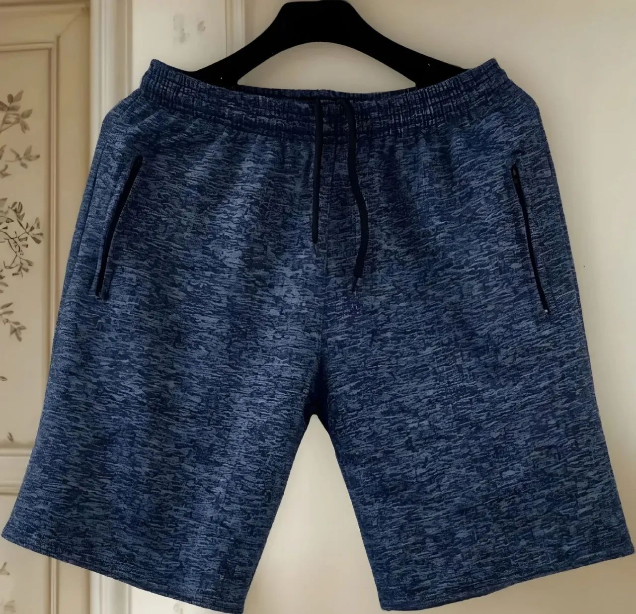 Bermudas Moletom - BOLSO lateral com Zíper  - Foto 4