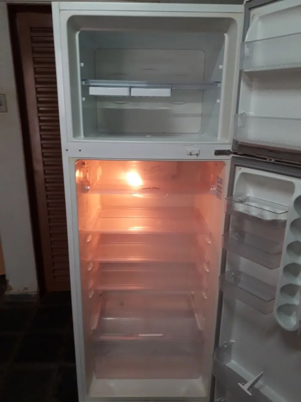 Geladeira Electrolux DC48 Air Flow - Foto 4