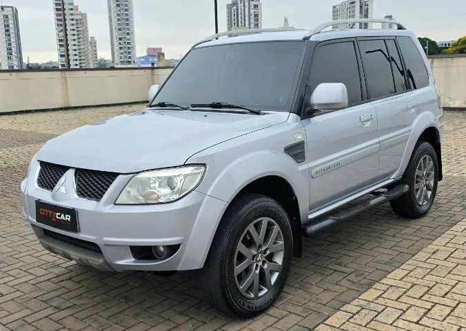 Mitsubishi Pajero TR4 2.0 Flex 16V 4X2 Aut. 2013 2013