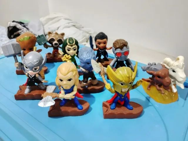 Colecionáveis Marvel Thor amor e trovão