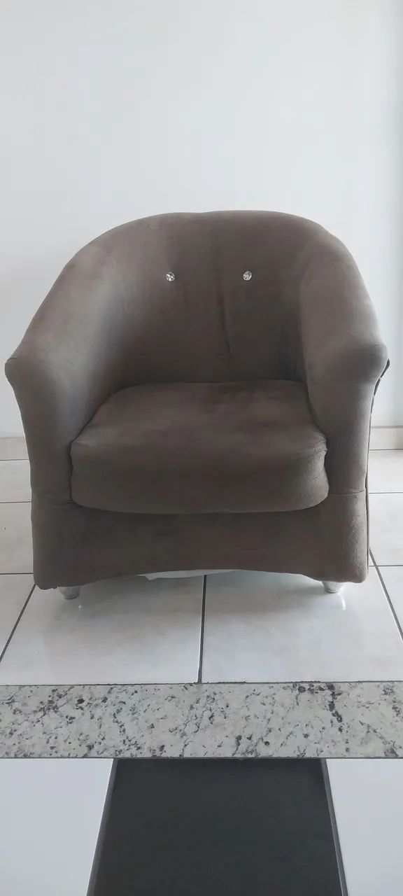 Poltrona marrom  - Foto 3