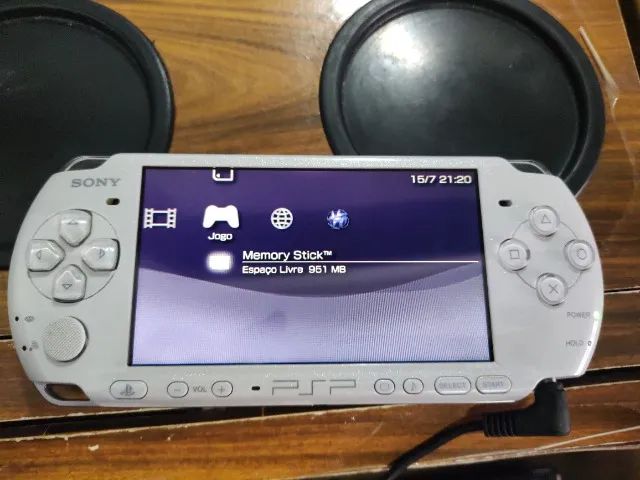 PSP 3001 Pearl White com caixa réplica (Sem Bateria) - Consoles de
