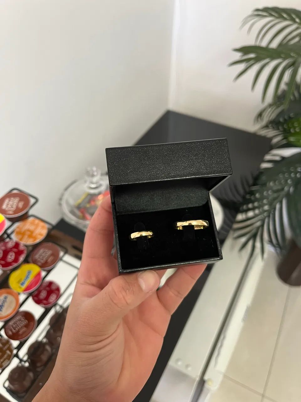 Par de aliança ouro 18k Nova com 8g - Foto 4
