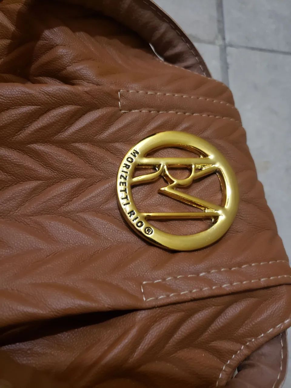 Bolsa de Mão Nova com 02 bolsos Fundos