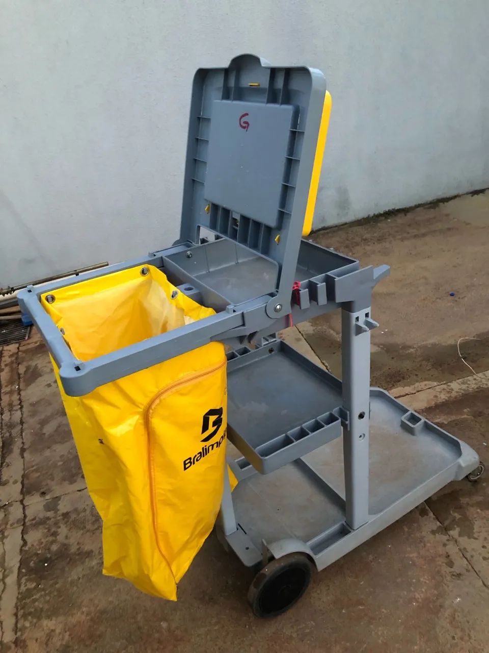 Carrinho multifuncional cinza 