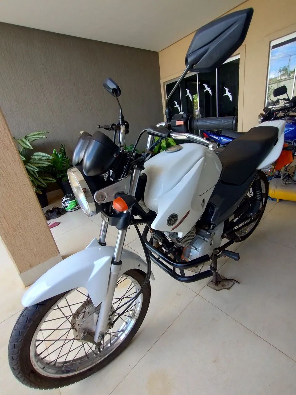 YBR factor 125 Branca  - Foto 5