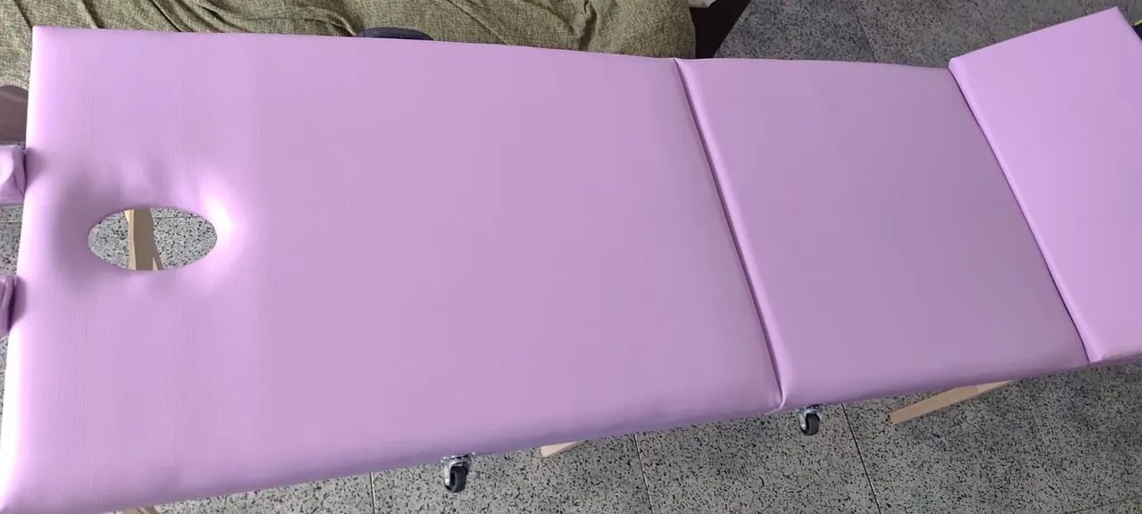 Cama portátil semi nova