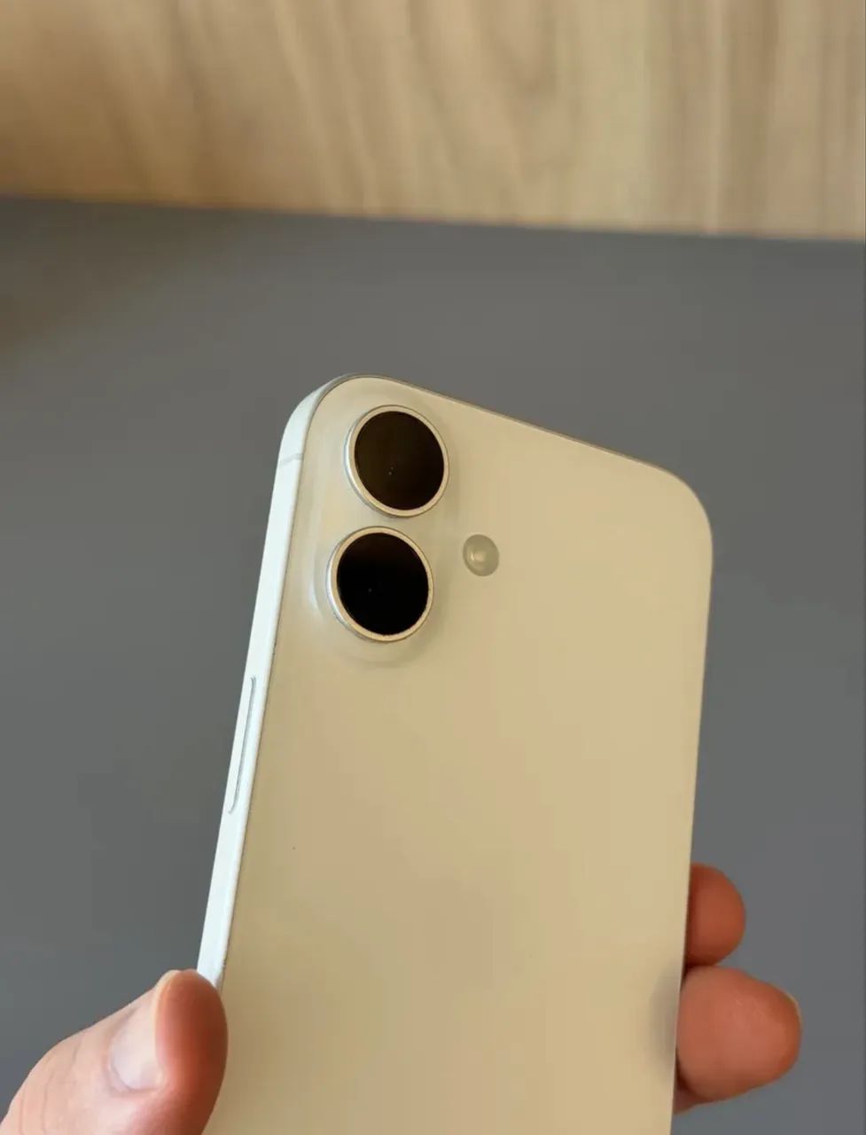 iPhone 16 Branco 128GB - Foto 2