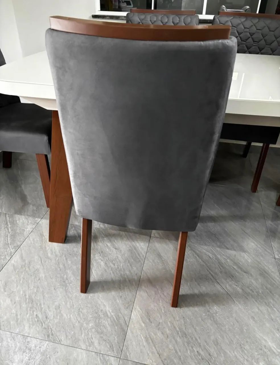 Vendo Mesa de Jantar com 6 cadeiras  - Foto 3