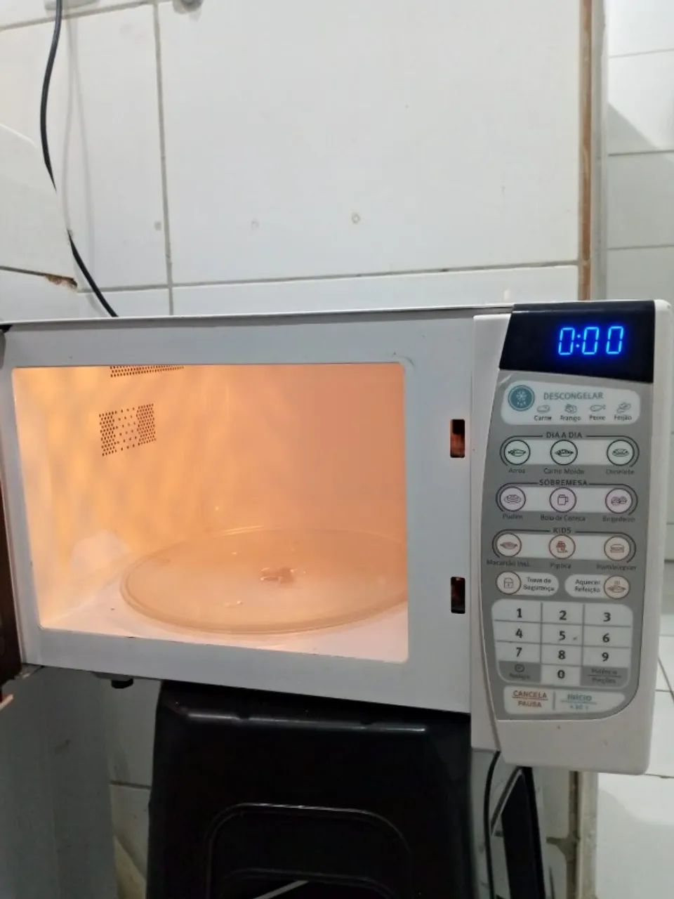 Micro-ondas Electrolux MTD30 de 20 Litros - Foto 4