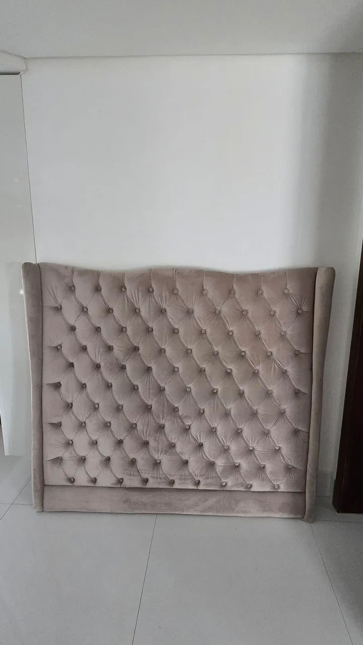 Cabeceira de cama acolchoada desenhada - Foto 4