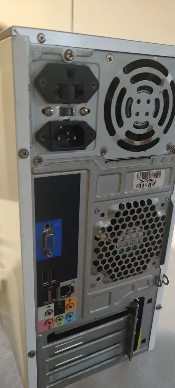 Computador CPU Dell Inspiron antigo funcionando ideal pra retrogamers ou comercio - Foto 4