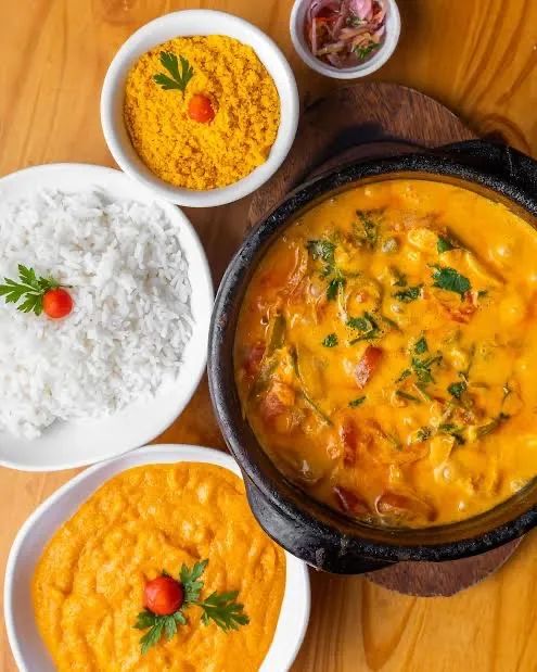Vaga para cozinheira(o)