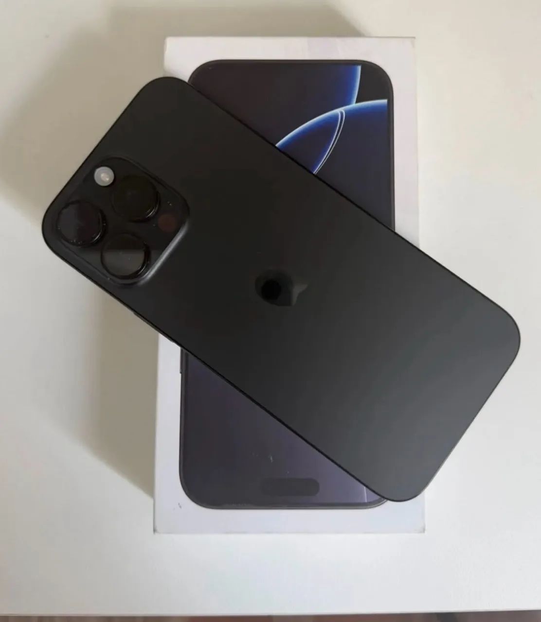 iPhone 16 Pro 128Gb em excelente estado