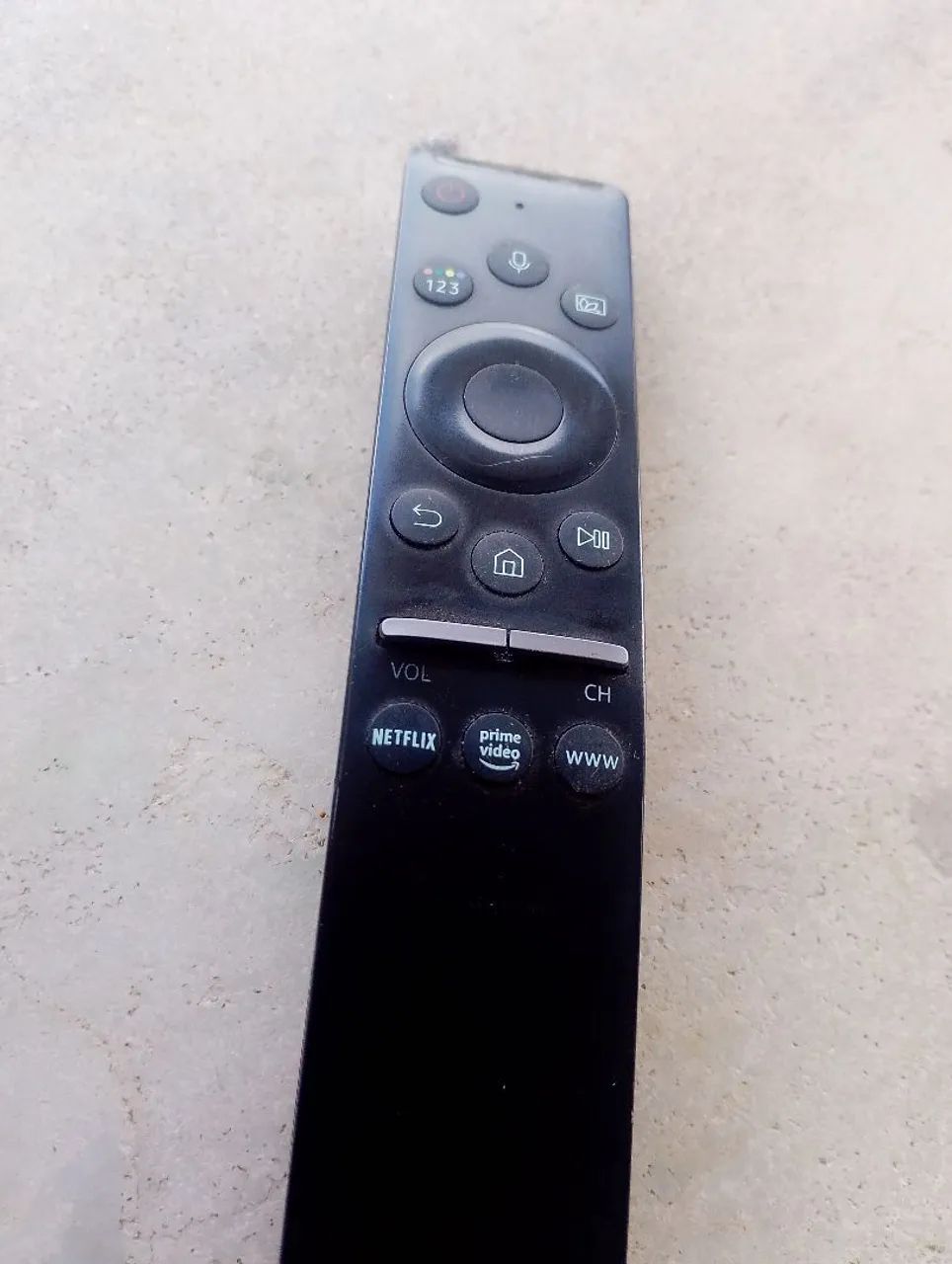 Controle remoto Samsung 65 polegadas  - Foto 2