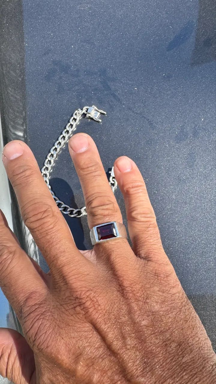 Pulseira de prata e anel maciço  - Foto 2