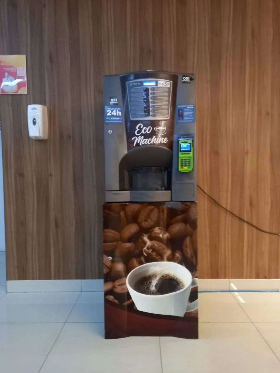Máquina de café/ Vendng machine/ máquina café expresso
