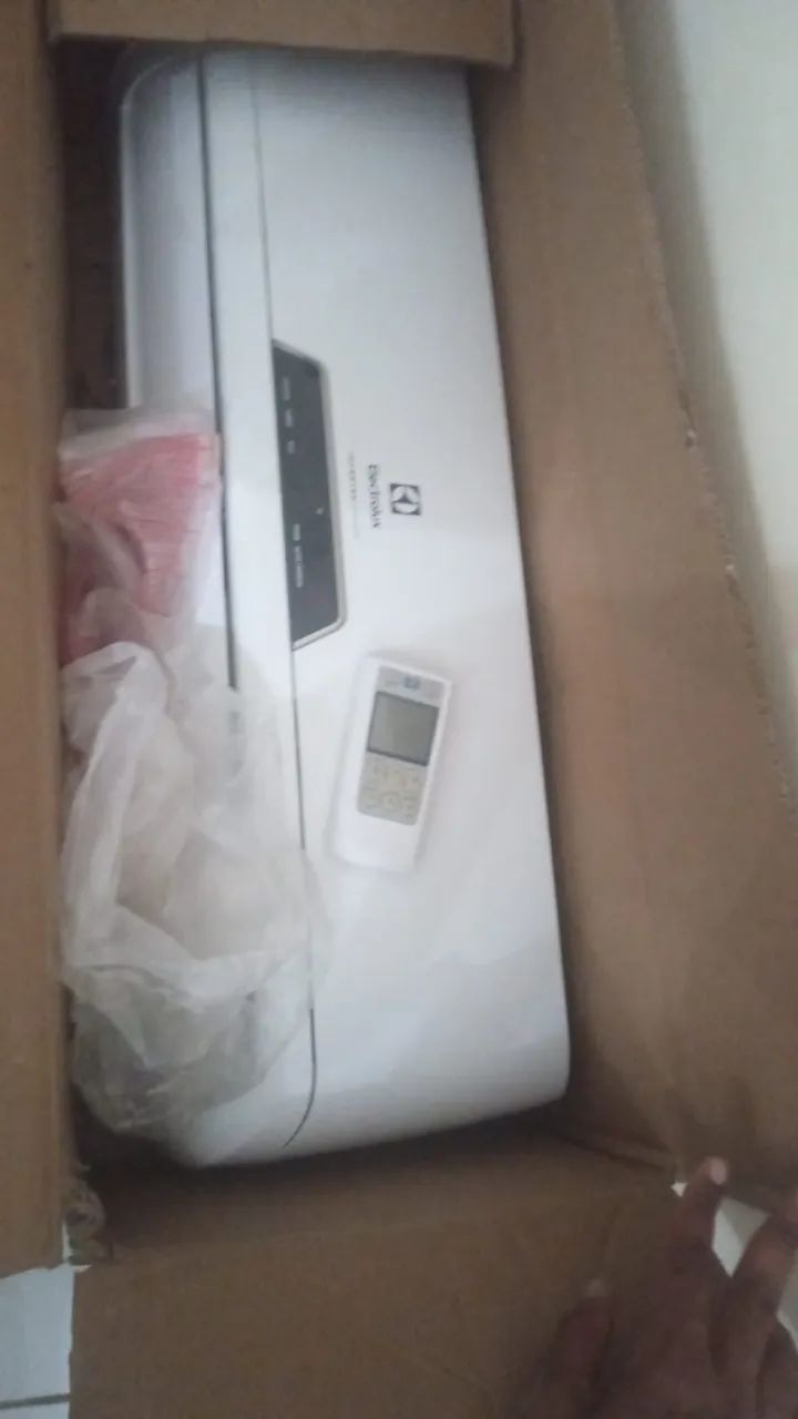Ar-condicionado Eletrolux 9000 btu - Foto 2