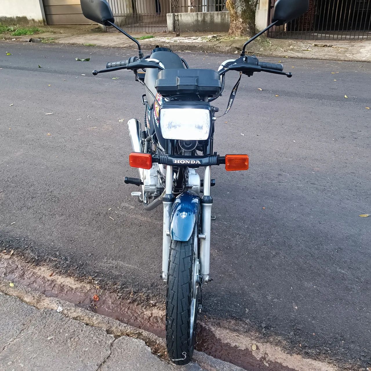 Cg Titan 125 1998 conservada - Foto 2