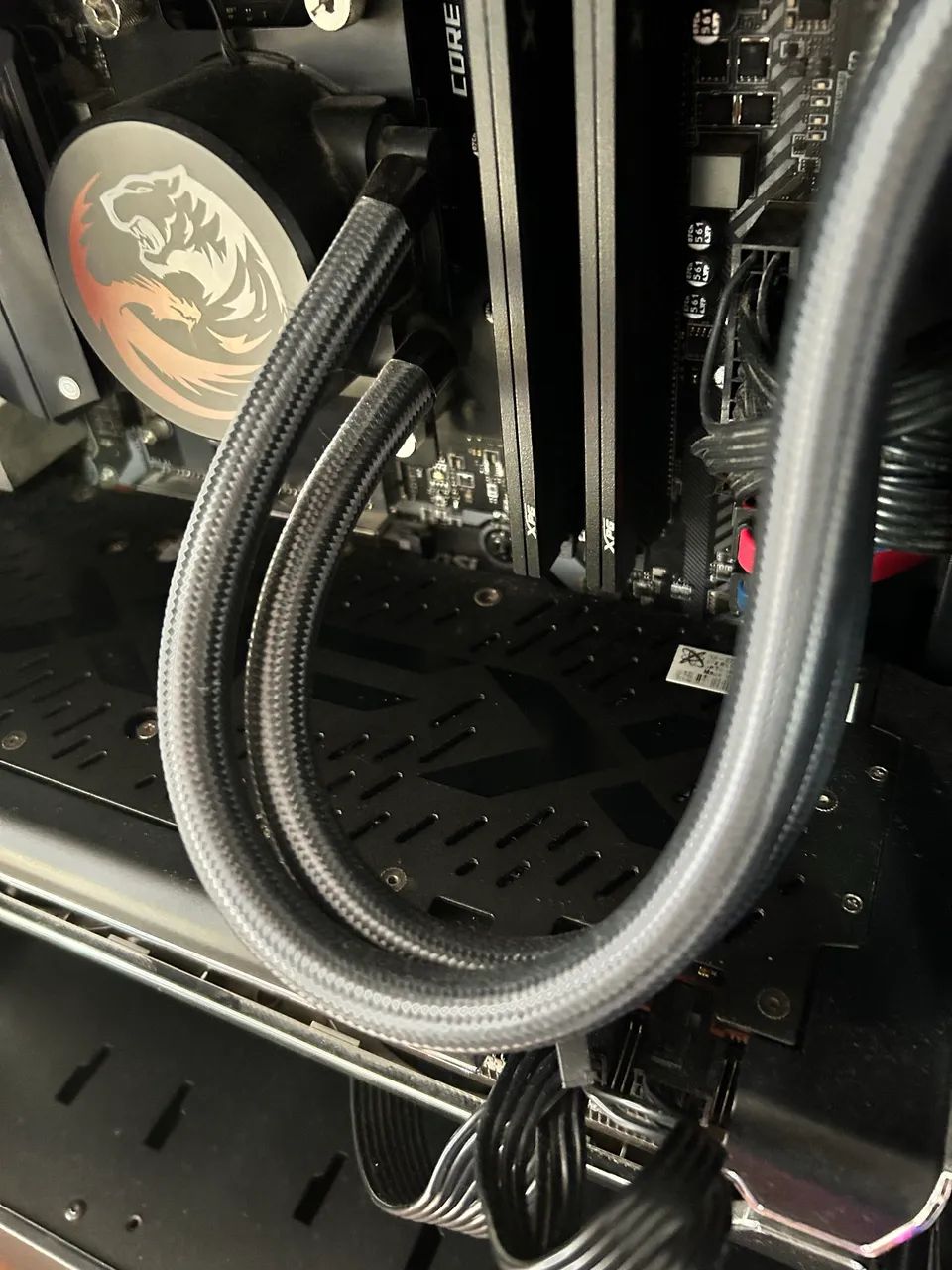 Placa de Vídeo RX 5700 XT - Usada 