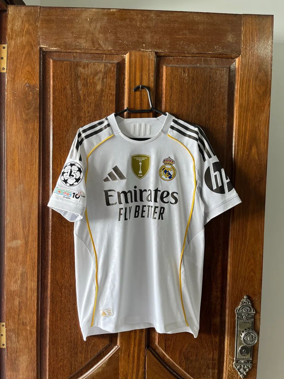 Camisa l modelo jogador do real Madrid 