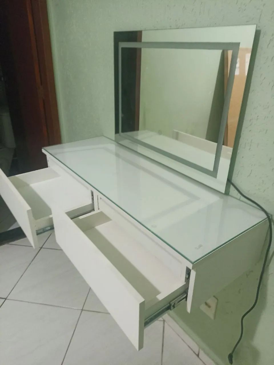 Vendo camarim espelho com led - Foto 2