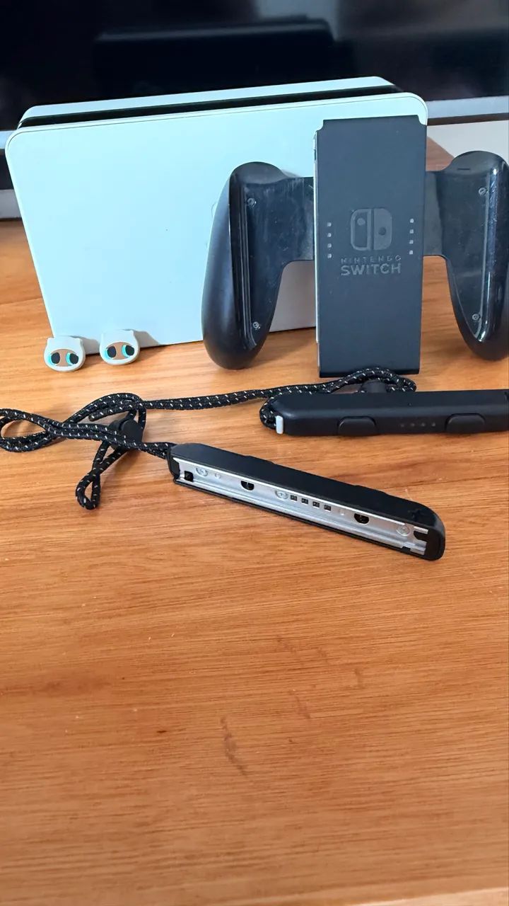 NINTENDO SWITCH OLED DESBLOQUEADO  - Foto 3