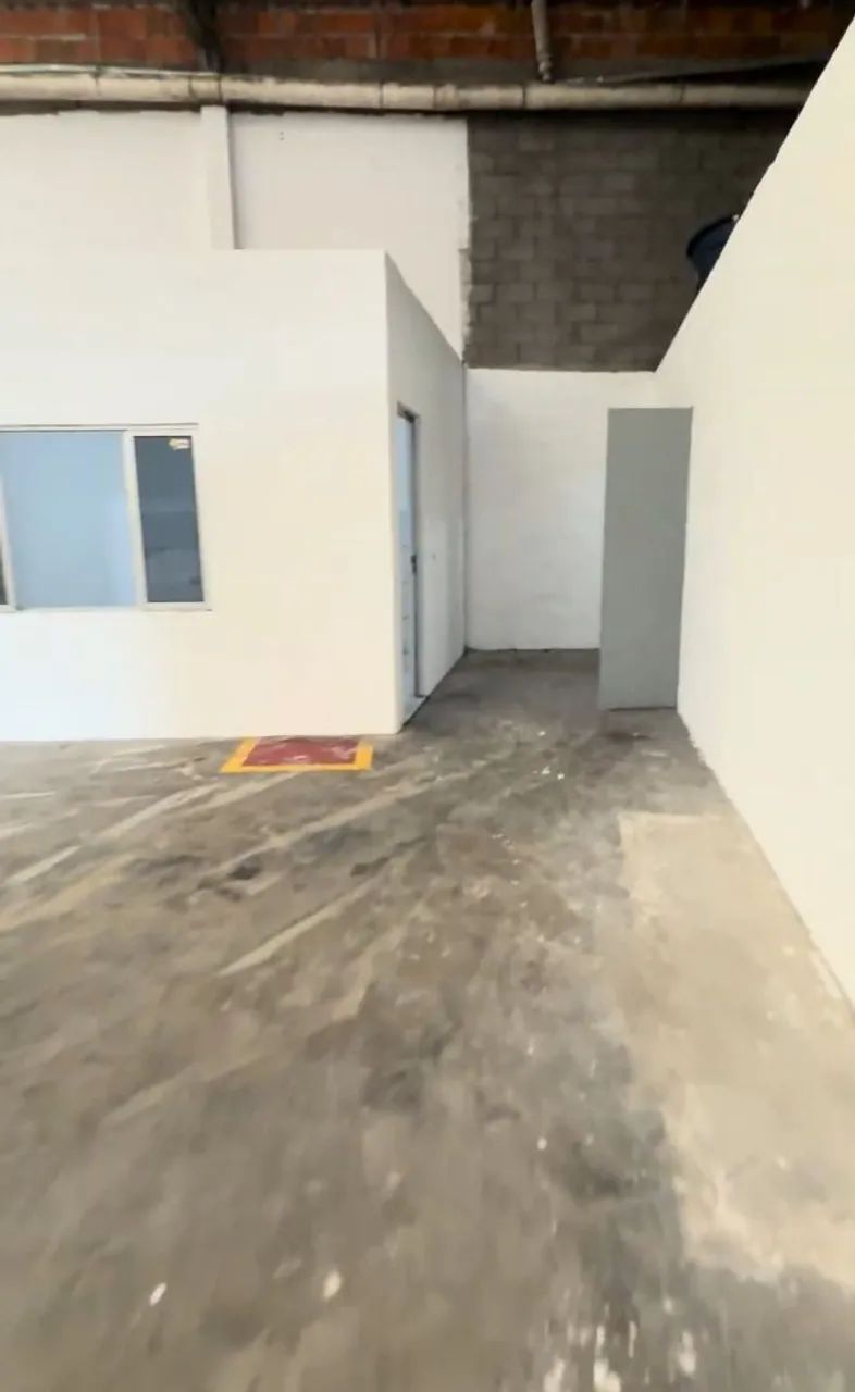 ALUGO GALPÃO COM 1419M2 AV. PAULINO ROCHA  - Foto 5