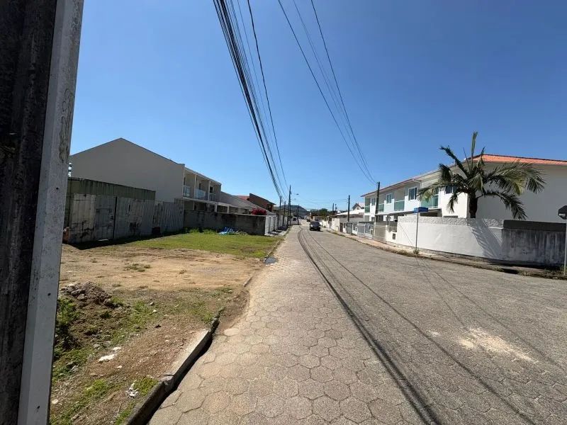 Terreno 360 m² Plano Escritura e ao lado de Área Verde Permanente - Foto 2