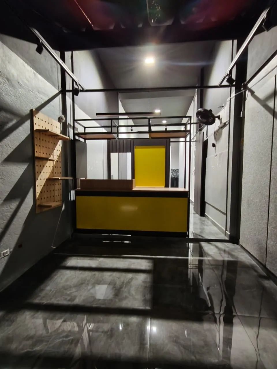 Loja na Avenida Doutor Hugo Beolchi, 670  170 m² - Foto 2
