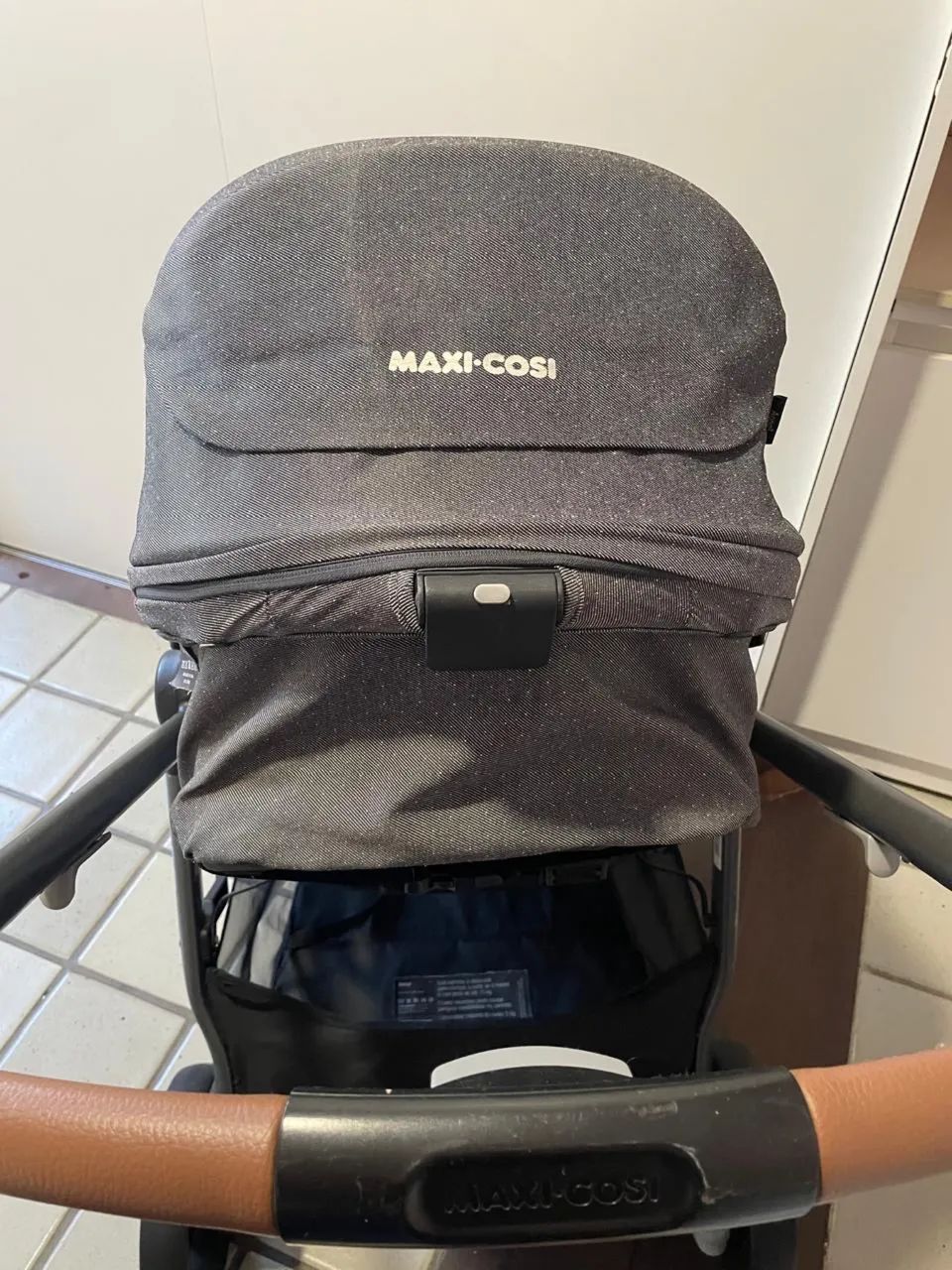 Vendo carrinho de bebê Maxi-Cosi Anna 2 - Foto 3