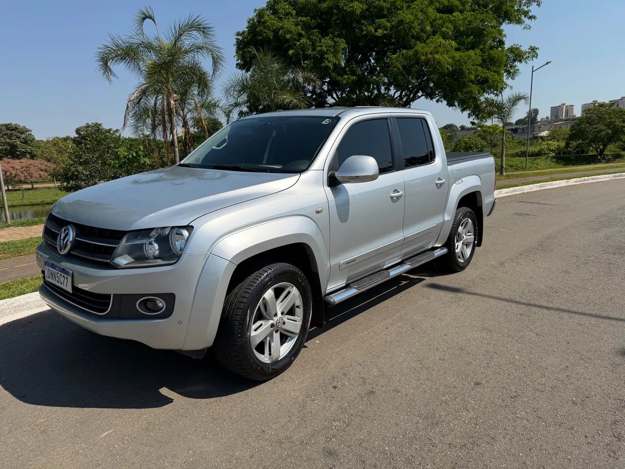 Volkswagen Amarok HIGH.CD 2.0 16V TDI 4X4 DIES. AUT 2014