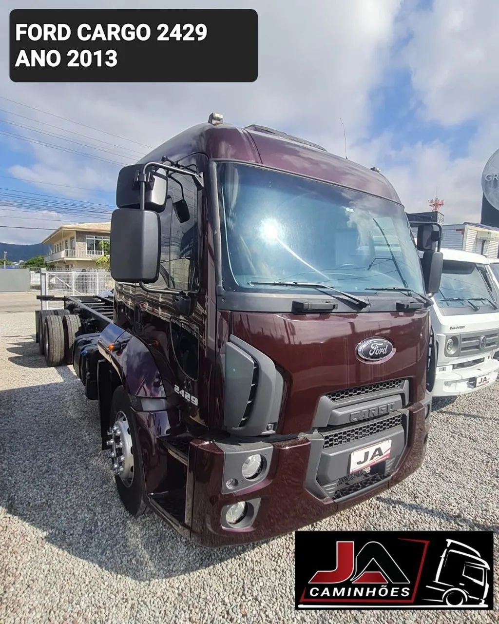 FORD CARGO 2429 ANO 2013 - Foto 4