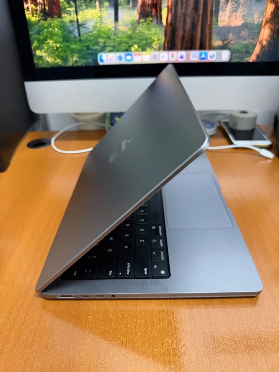M2 Max MacBook Pro 14インチ 64GB 1TB USキー MacBook Pro 14, M2 Max, 64GB de ram e 1TB de SSD. Space Gray