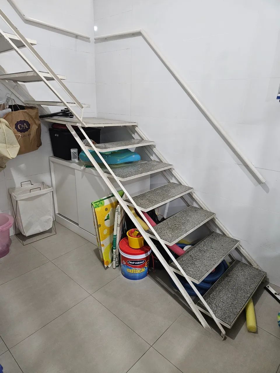 Escada metálica  - Foto 3
