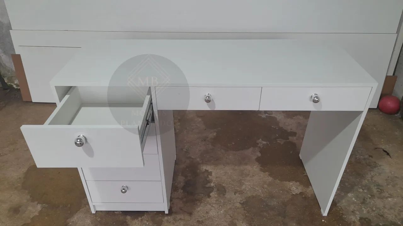 Penteadeira nova com 6 gavetas 100% MDF branco  - Foto 3