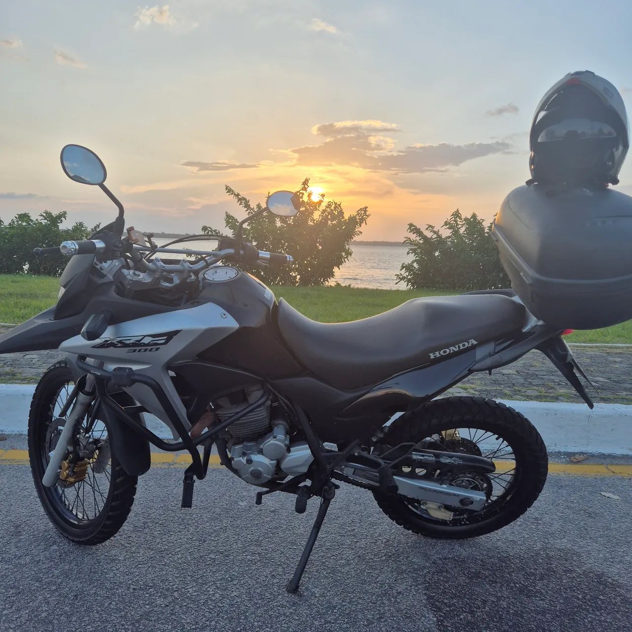XRE 300 - Foto 2