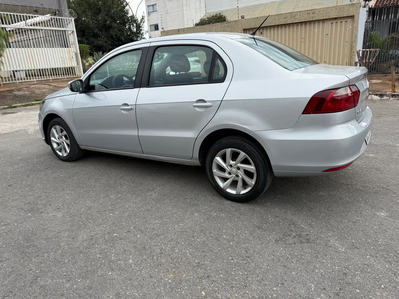 Volkswagen Voyage 2019