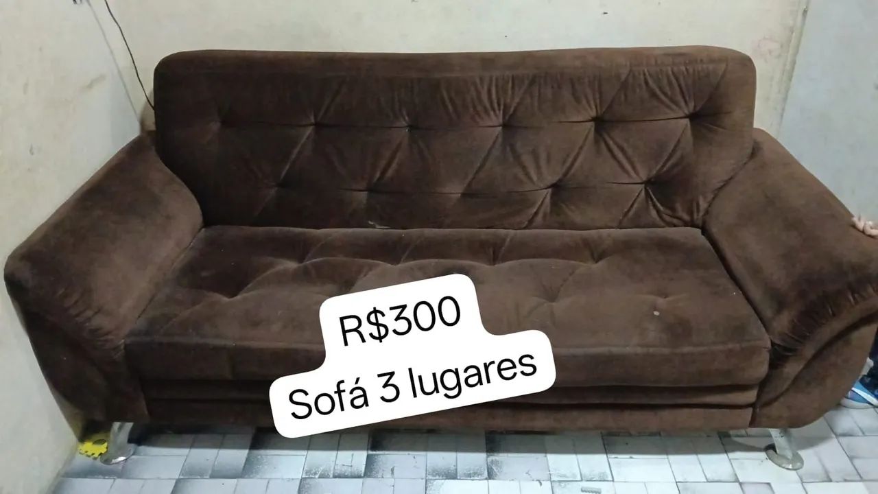 Sofá 3 lugares 