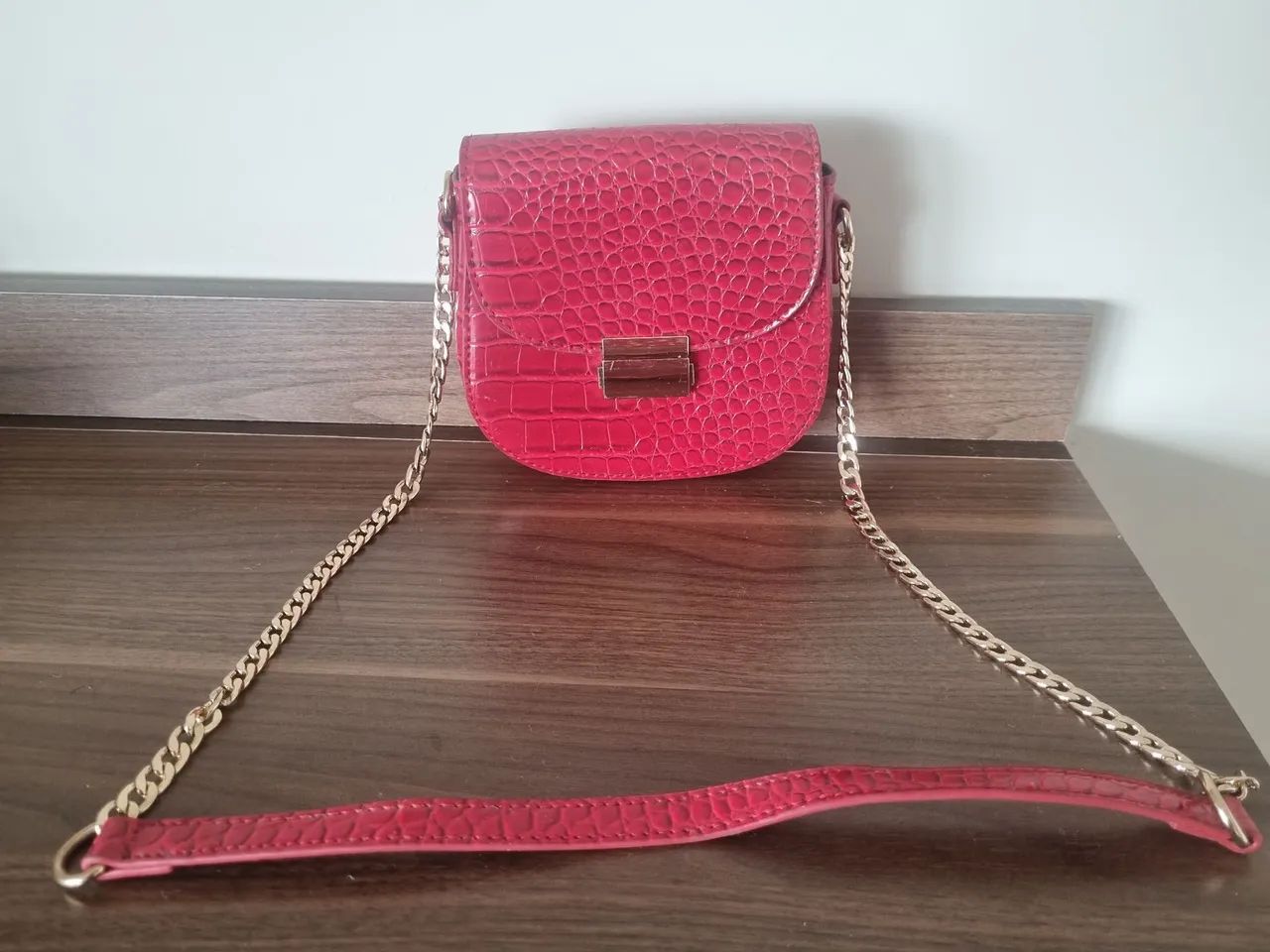 Bolsa (ombro) pequena cor vermelho - Foto 2
