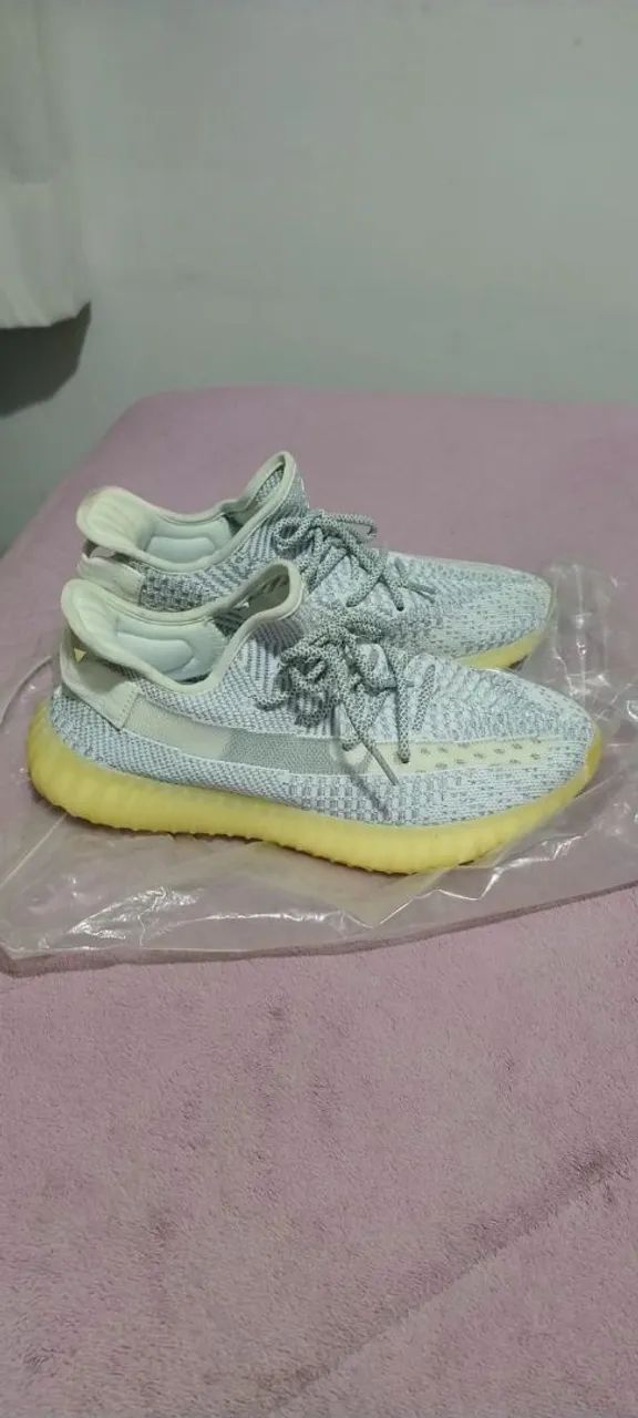 Tênis Adidas Yeezy  - Foto 4