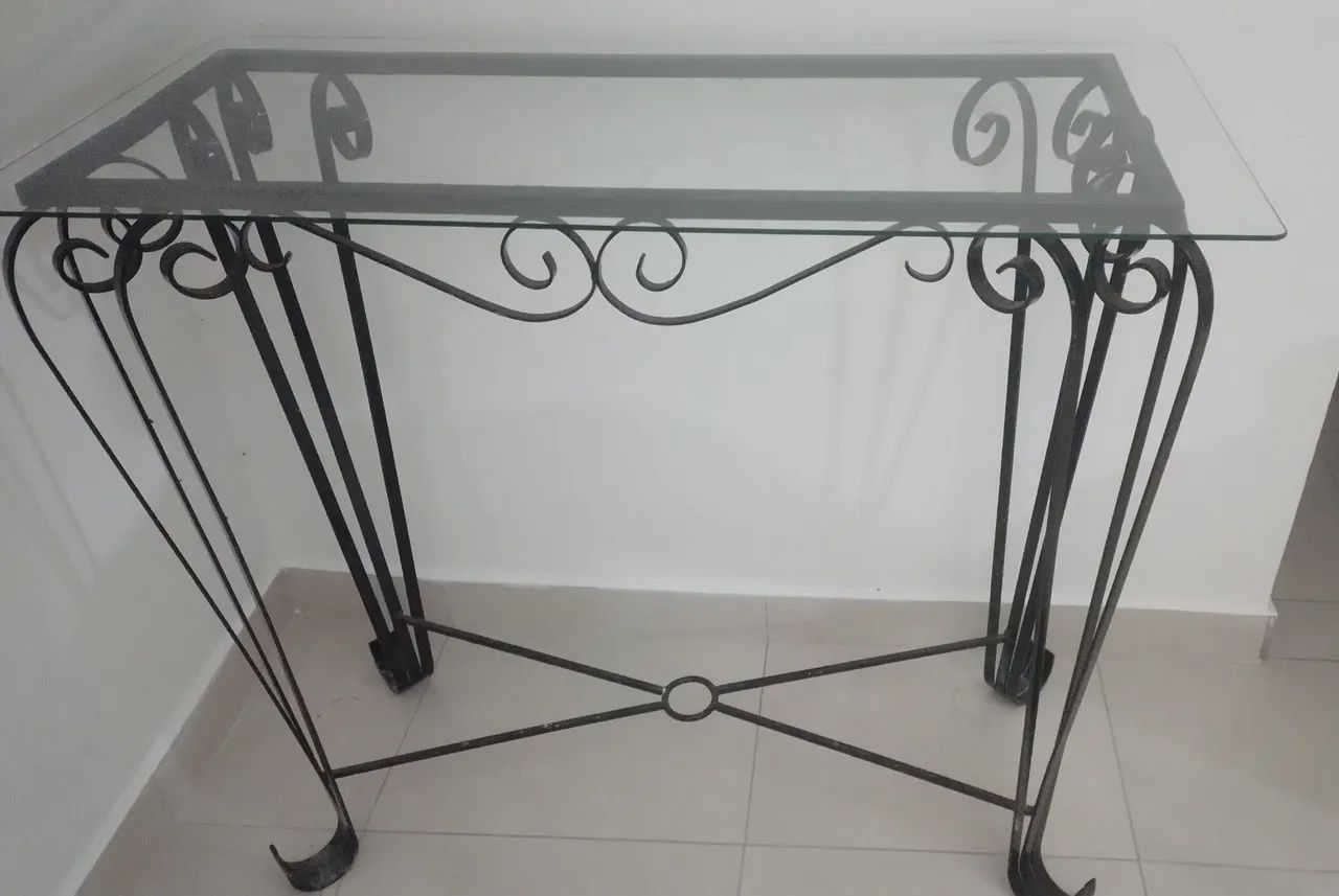 Aparador de ferro com vidro - Foto 2