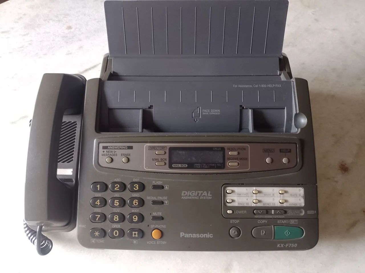 Aparelho de Fax Panasonic.