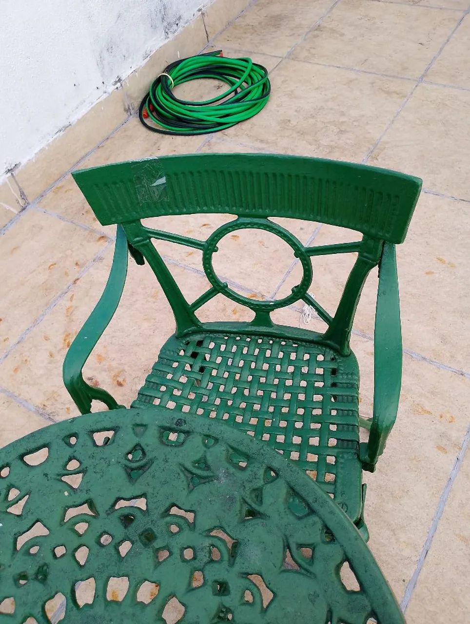 Vendo conjunto de mesa jardim - Foto 3