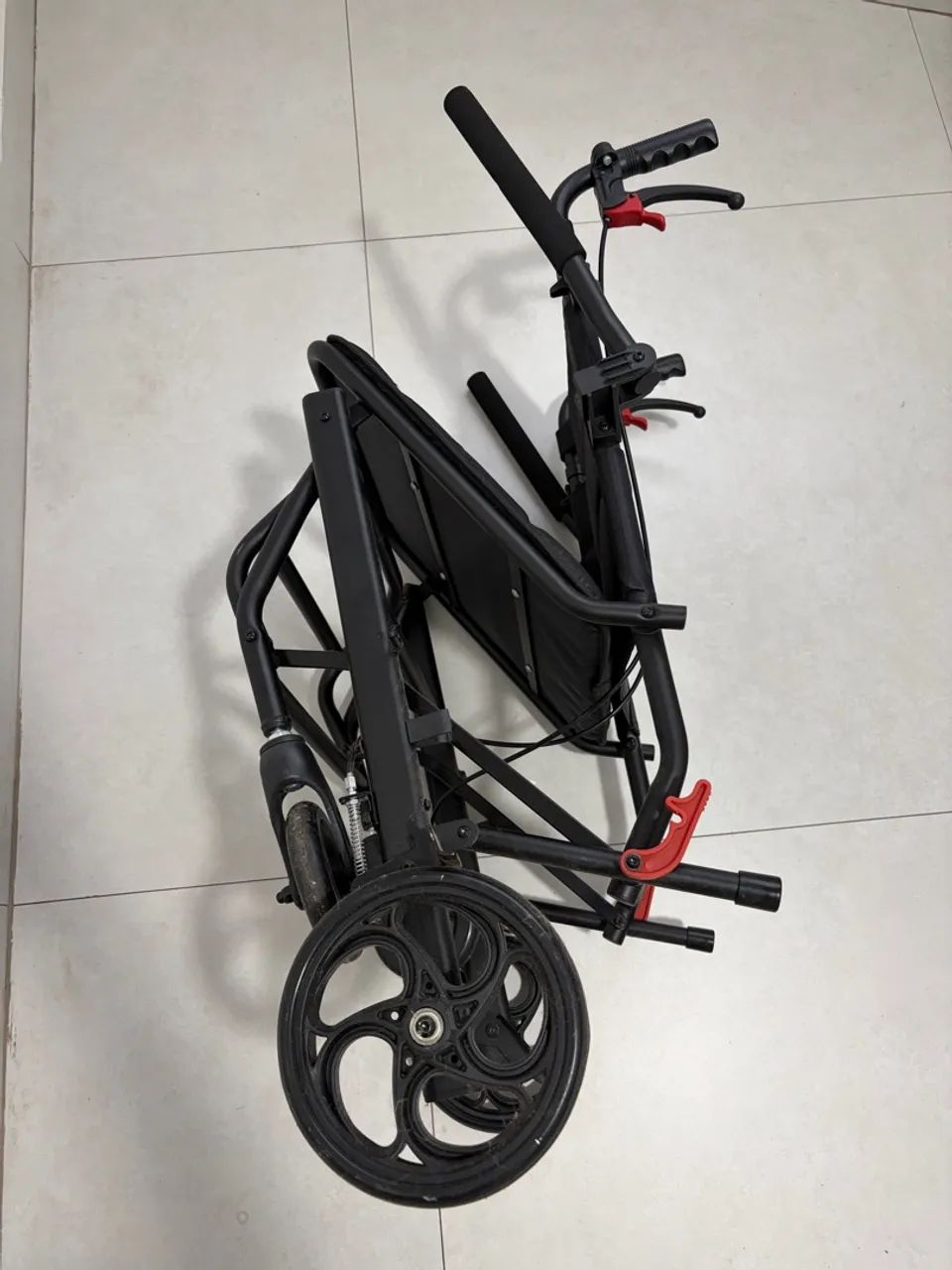 Cadeira de transporte de idosos - Foto 4