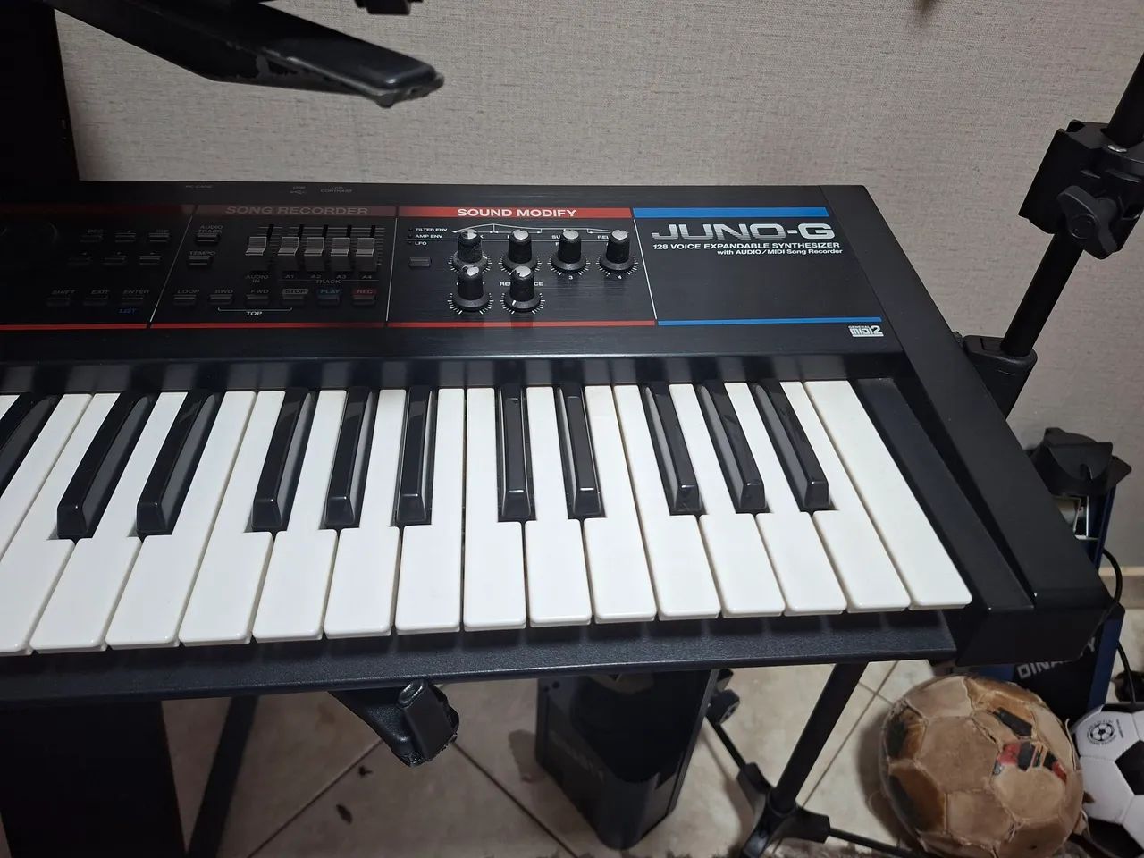 roland juno g