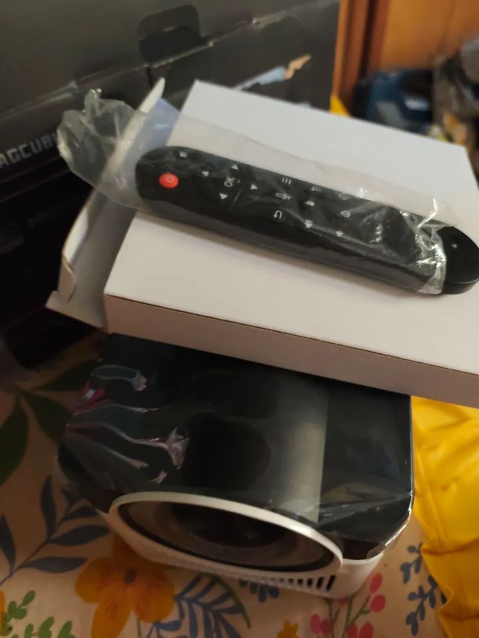 Projetor magcuboc 8k hd Ultra short - Foto 2