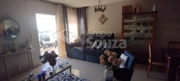 Imóvel em Centro, com 311.11m², 3 quarto(s) e 2 banheiro(s). - Foto 3
