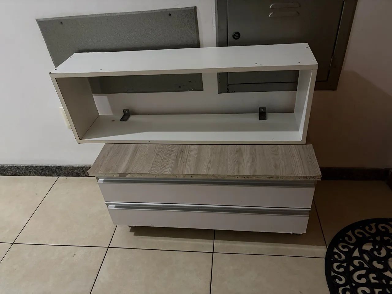Guarda roupa para doação 