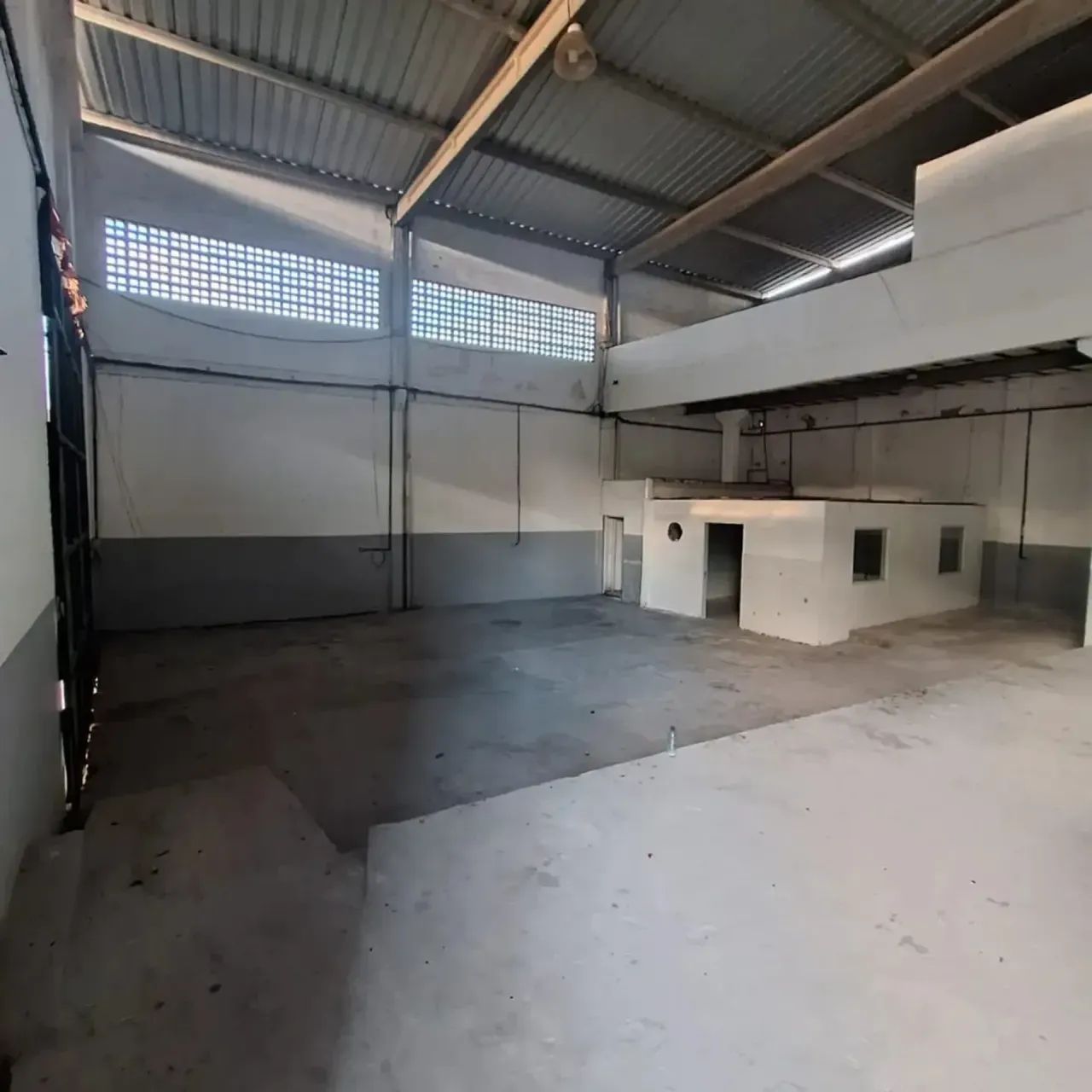ALUGO GALPÃO DE 450M2 EM CANDELÁRIA. - Foto 3